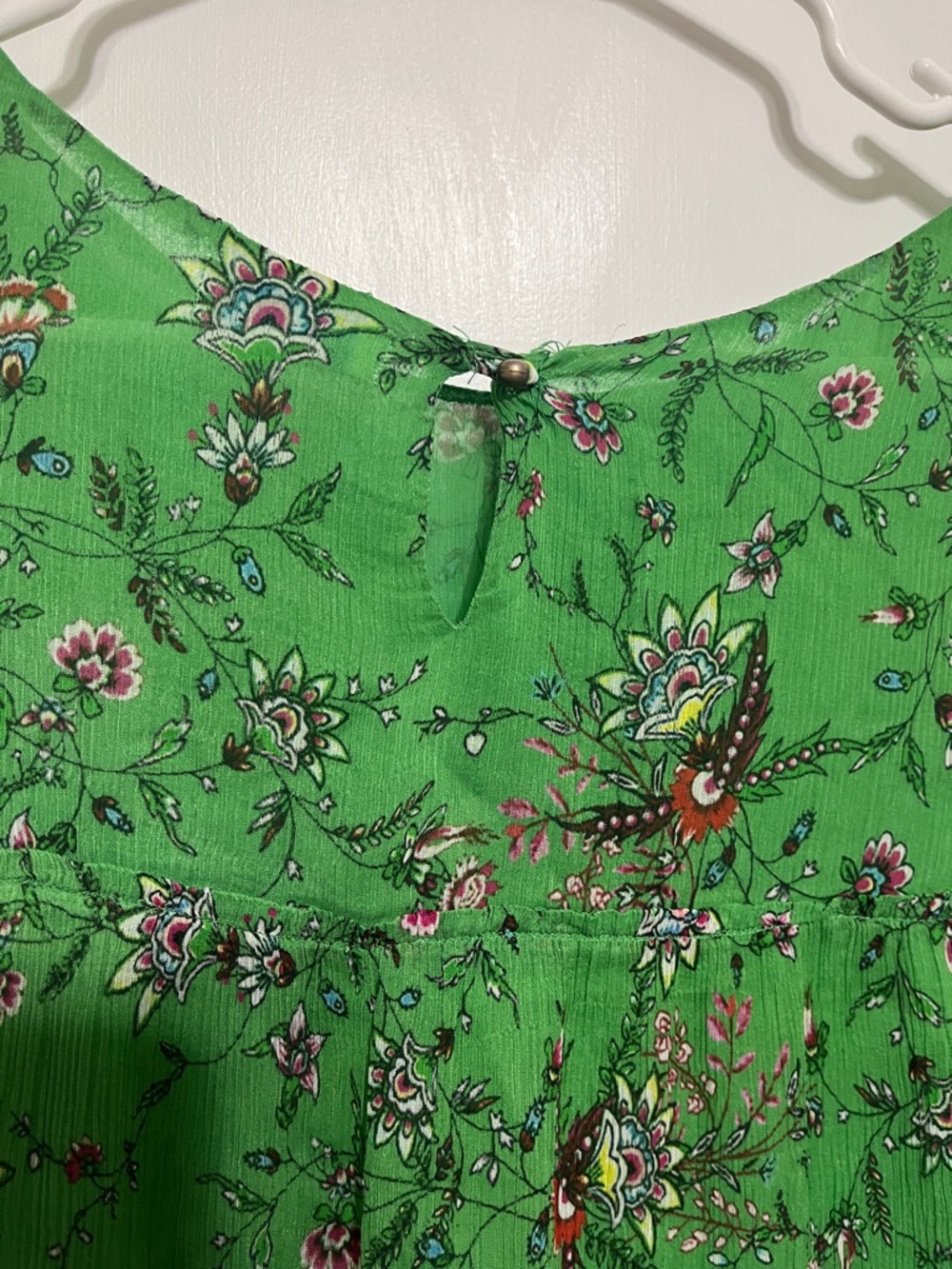 Sundance Green Floral Chiffon Bell-Sleeve Blouse Small - Picture 6 of 8